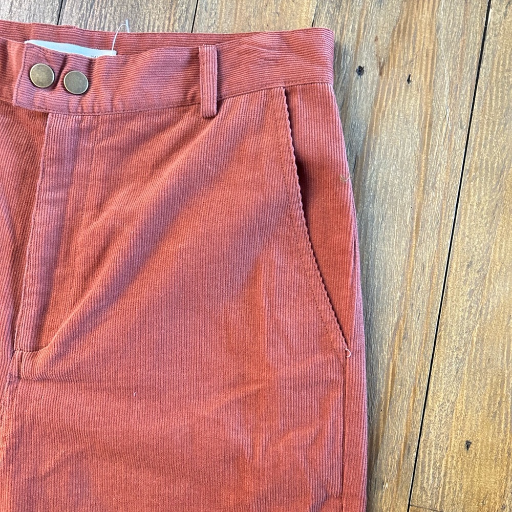 Elodie Rust Microribbed Corduroy High-Waist Straight Leg Pants - Picture 5 of 9